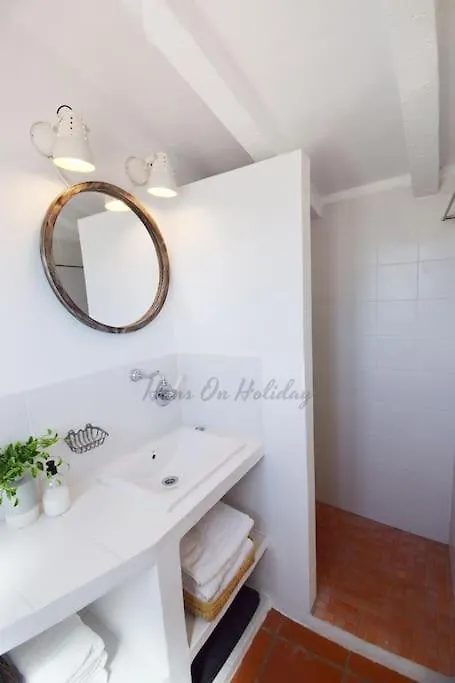 Calle Alta 37, Frigiliana Luxury 3 Bedroom Center Townhouse With Large Terrace And Sea Views Hansonholiday Rentals