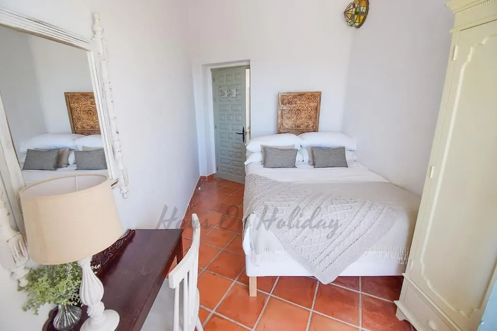 Сasa de vacaciones Calle Alta 37, Frigiliana Luxury 3 Bedroom Center Townhouse With Large Terrace And Sea Views Hansonholiday Rentals